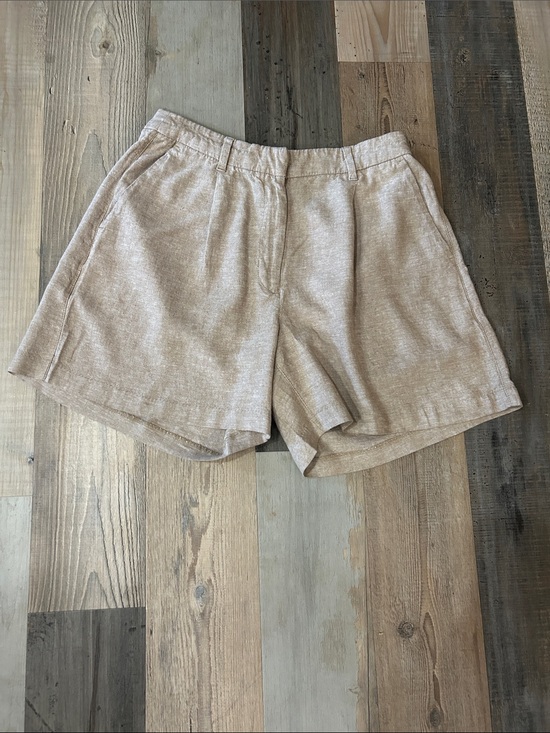 Old Navy Pants - Old Navy Linen-Blend Bermuda Shorts in Beige Sz L Lightweight Summer Vacay